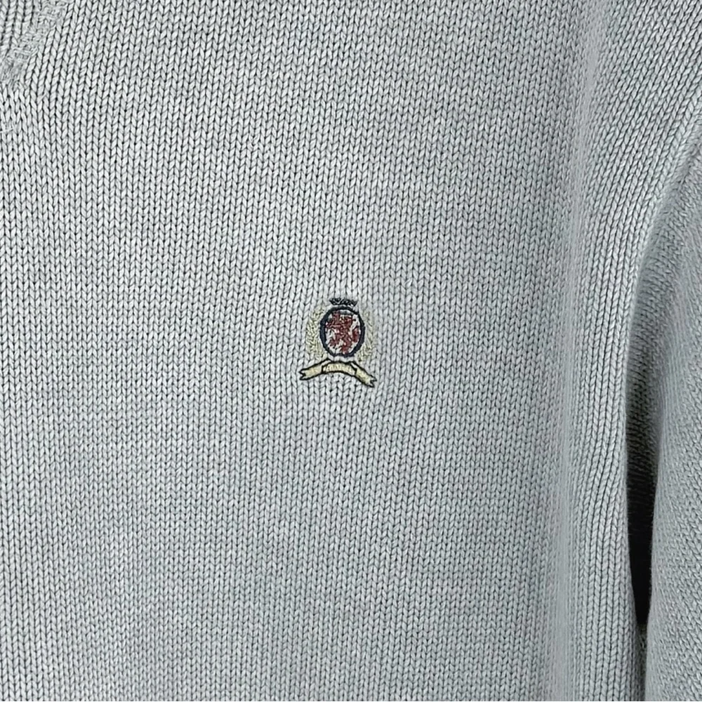 VINTAGE TOMMY HILFIGER Y2K Men's Designer Light Grey Crew Neck Sweater Size XL